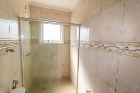 Casa à venda com 182m², 3 quartos e 3 vagas Casa à venda com 182m², 3 quartos e 3 vagasBanheiro