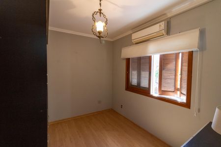 Casa à venda com 182m², 3 quartos e 3 vagas Casa à venda com 182m², 3 quartos e 3 vagasQuarto 2