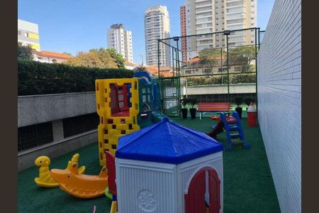 Apartamento à venda com 145m², 4 quartos e 3 vagas