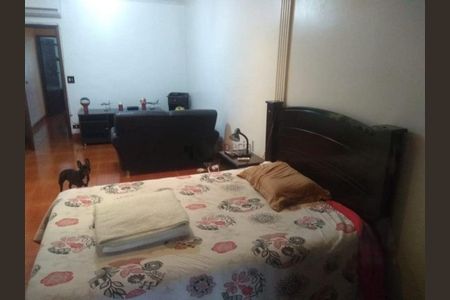 Casa à venda com 160m², 2 quartos e 4 vagas