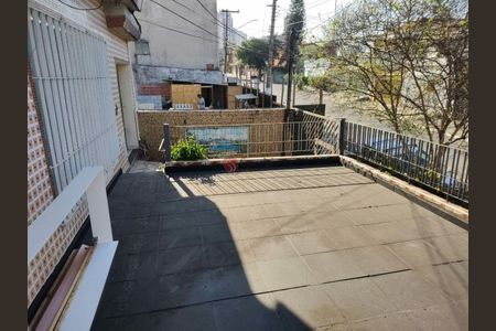 Casa à venda com 220m², 3 quartos e 2 vagas
