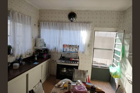 Casa à venda com 220m², 3 quartos e 2 vagas