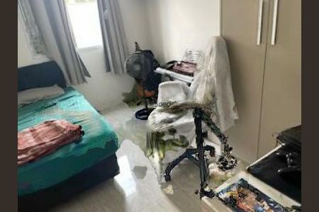 Casa à venda com 107m², 3 quartos e 1 vaga