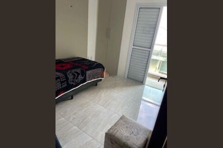 Casa à venda com 107m², 3 quartos e 1 vaga