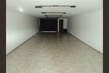 Casa à venda com 233m², 3 quartos e 6 vagas