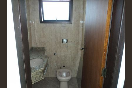 Casa à venda com 233m², 3 quartos e 6 vagas