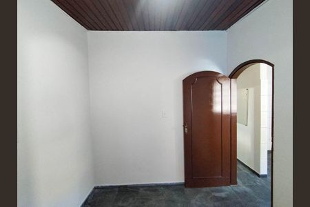 Casa para alugar com 60m², 1 quarto e 1 vagaQuarto
