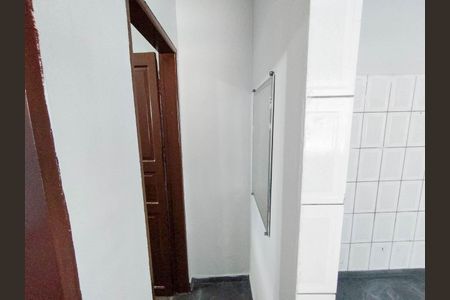 Casa para alugar com 60m², 1 quarto e 1 vagaCorredor
