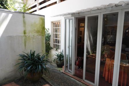 Casa à venda com 320m², 3 quartos e 2 vagasÁrea Externa