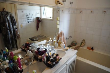 Casa à venda com 320m², 3 quartos e 2 vagasBanheiro do Quarto 2