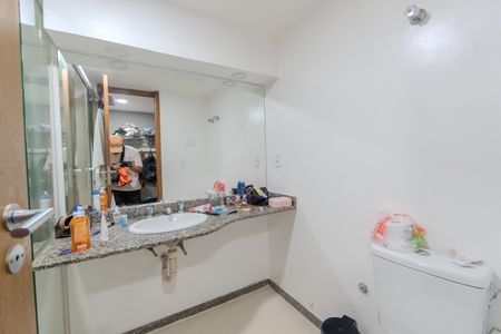 Apartamento à venda com 42m², 1 quarto e 1 vaga Apartamento à venda com 42m², 1 quarto e 1 vagaBanheiro da Suíte