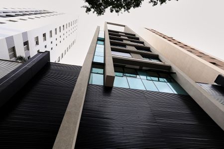 Apartamento à venda com 65m², 2 quartos e 2 vagas Apartamento à venda com 65m², 2 quartos e 2 vagasFachada