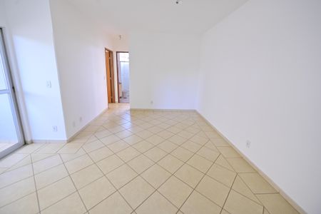 Apartamento para alugar com 65m², 2 quartos e 1 vagaSala