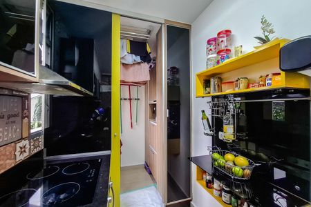 Apartamento à venda com 68m², 3 quartos e 2 vagas Apartamento à venda com 68m², 3 quartos e 2 vagasCozinha
