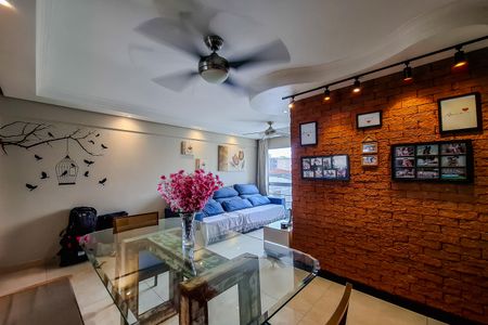 Apartamento à venda com 68m², 3 quartos e 2 vagas Apartamento à venda com 68m², 3 quartos e 2 vagasSala