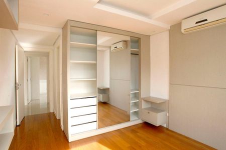Apartamento à venda com 84m², 2 quartos e 2 vagasQuarto 1 Suíte