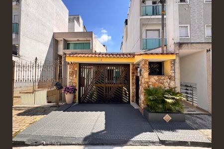 Casa à venda com 238m², 3 quartos e 3 vagasFachada