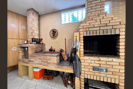 Casa à venda com 238m², 3 quartos e 3 vagasÁrea gourmet 