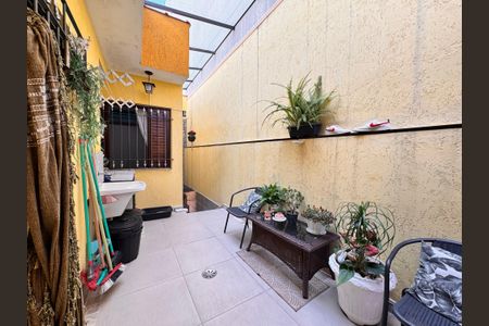 Casa à venda com 238m², 3 quartos e 3 vagasQuintal