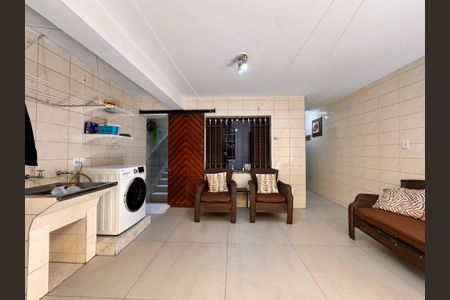 Casa à venda com 238m², 3 quartos e 3 vagasLavanderia