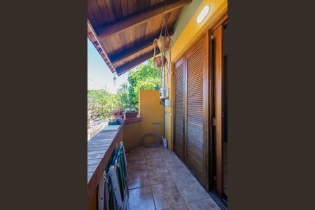 Casa à venda com 154m², 3 quartos e 2 vagas Casa à venda com 154m², 3 quartos e 2 vagasQuarto 1 - Varanda