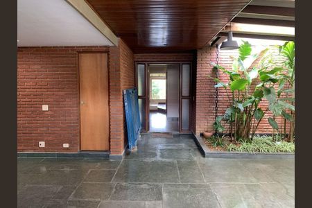 Casa à venda com 400m², 4 quartos e 4 vagasFoto 01