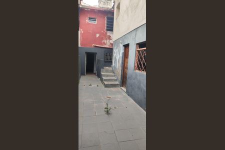 Casa à venda com 180m², 2 quartos e 2 vagas Casa à venda com 180m², 2 quartos e 2 vagasÁrea Externa