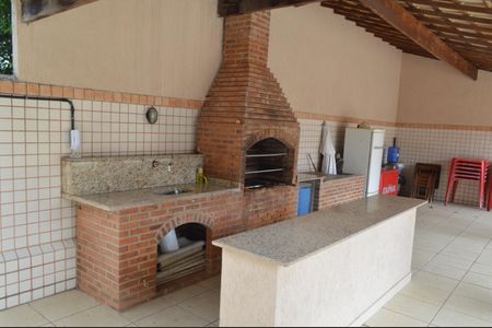 Apartamento para alugar com 130m², 3 quartos e 2 vagas Apartamento para alugar com 130m², 3 quartos e 2 vagasÁrea comum - Churrasqueira