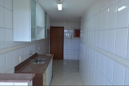 Apartamento para alugar com 130m², 3 quartos e 2 vagas Apartamento para alugar com 130m², 3 quartos e 2 vagasCozinha
