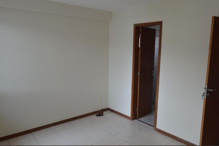 Apartamento para alugar com 130m², 3 quartos e 2 vagas Apartamento para alugar com 130m², 3 quartos e 2 vagasSuíte