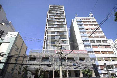 Studio à venda com 25m², 1 quarto e sem vaga Studio à venda com 25m², 1 quarto e sem vagaFachada do Prédio