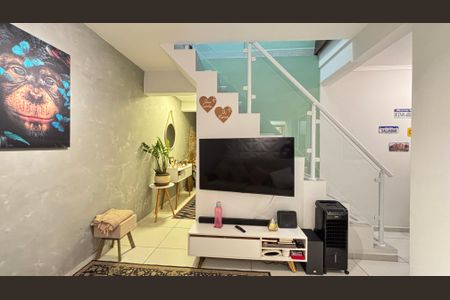 Apartamento à venda com 86m², 2 quartos e 1 vaga Apartamento à venda com 86m², 2 quartos e 1 vagaSala