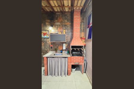 Apartamento à venda com 86m², 2 quartos e 1 vaga Apartamento à venda com 86m², 2 quartos e 1 vagaChurrasqueira