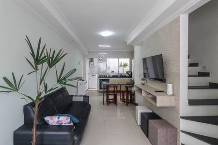 Casa de condomínio à venda com 125m², 3 quartos e 2 vagas Casa de condomínio à venda com 125m², 3 quartos e 2 vagasSala