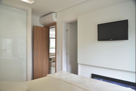 Apartamento à venda com 153m², 3 quartos e 3 vagasSuite 1