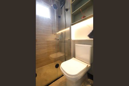 Apartamento à venda com 47m², 2 quartos e 2 vagas Apartamento à venda com 47m², 2 quartos e 2 vagasBanheiro da Suíte