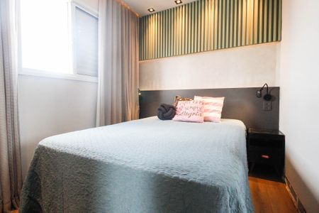 Apartamento à venda com 47m², 2 quartos e 2 vagas Apartamento à venda com 47m², 2 quartos e 2 vagasSuíte