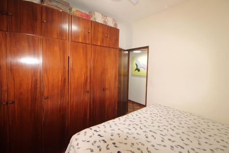 Casa à venda com 168m², 3 quartos e 2 vagasQuarto 2