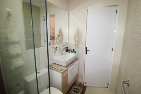 Casa à venda com 168m², 3 quartos e 2 vagasBanheiro 1