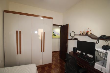 Casa à venda com 168m², 3 quartos e 2 vagasQuarto 1