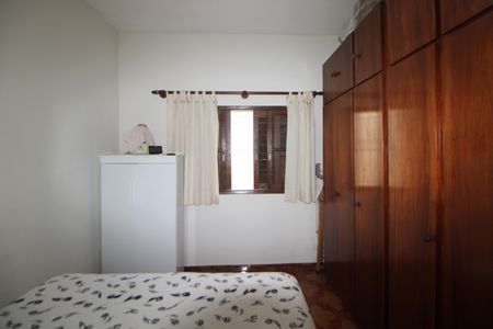 Casa à venda com 168m², 3 quartos e 2 vagasQuarto 2