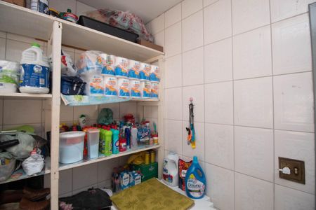 Casa à venda com 200m², 3 quartos e 2 vagasQuarto de Serviço