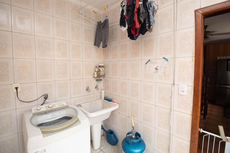 Casa à venda com 200m², 3 quartos e 2 vagasÁrea de Serviço