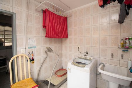 Casa à venda com 200m², 3 quartos e 2 vagasÁrea de Serviço