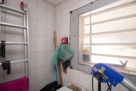 Casa à venda com 200m², 3 quartos e 2 vagasQuarto de Serviço