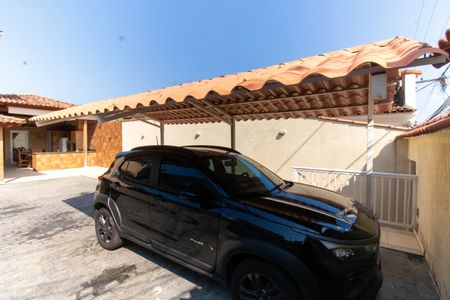Casa à venda com 260m², 2 quartos e 2 vagas Casa à venda com 260m², 2 quartos e 2 vagasGaragem