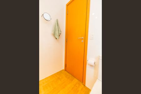 Apartamento à venda com 172m², 3 quartos e 3 vagas Apartamento à venda com 172m², 3 quartos e 3 vagasBanheiro da Suíte 1