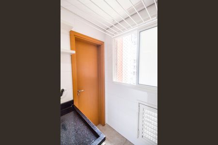 Apartamento à venda com 172m², 3 quartos e 3 vagas Apartamento à venda com 172m², 3 quartos e 3 vagasÁrea de Serviço