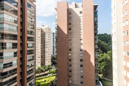 Apartamento à venda com 172m², 3 quartos e 3 vagas Apartamento à venda com 172m², 3 quartos e 3 vagasVista da Suíte