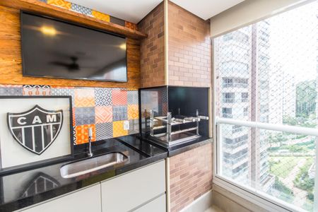 Apartamento à venda com 172m², 3 quartos e 3 vagas Apartamento à venda com 172m², 3 quartos e 3 vagasDetalhe